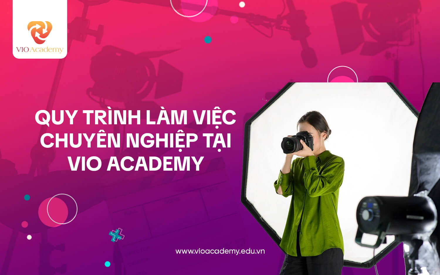 Khi nhắc đến đơn vị nhận làm video quảng cáo chuyên nghiệp, VIO Academy là cái tên không thể bỏ qua. Chúng tôi không chỉ mang đến những sản phẩm chất lượng mà còn đồng hành cùng bạn từ ý tưởng đến thành phẩm cuối cùng.