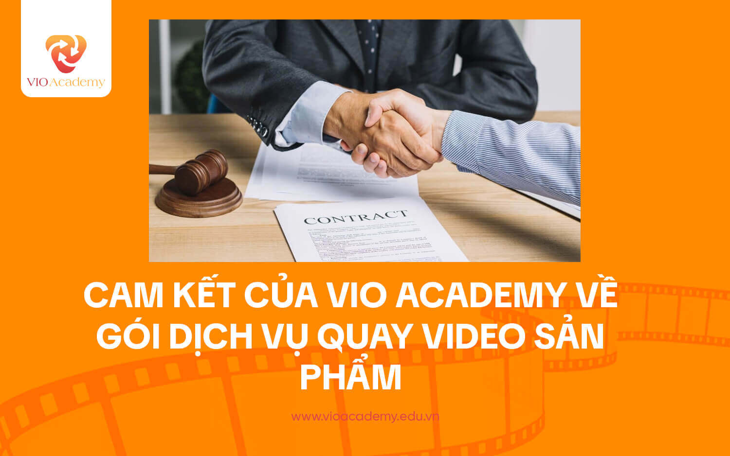 Tại VIO Academy, chúng tôi luôn cam kết mang đến cho khách hàng những dịch vụ quay video review sản phẩm chất lượng nhất. Dưới đây là những cam kết mà chúng tôi dành cho bạn:
